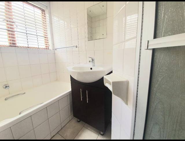 1 BEDROOM PROPERTY TO RENT IN MORNINGSIDE